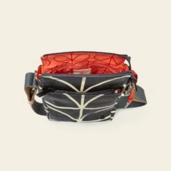 Ranger Crossbody - Linear Stem Liquorice -Orla Kiely 23SELIN724 0040 RangerCrossbody LinearStemLiquorice4