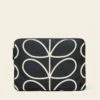 13" Laptop Sleeve - Linear Stem Liquorice 1 13" Laptop Sleeve - Linear Stem Liquorice -Orla Kiely 23SELIN801 0040 13 LaptopSleeve LinearStemLiquorice1