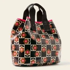 Carryall Large Tote - Flower Pot Chestnut 9 Carryall Large Tote - Flower Pot Chestnut -Orla Kiely 24SEFLP204 2130CarryallLargeTote FlowerPotChestnut3