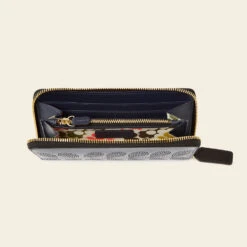 Forget Me Not Wallet - Navy Punched Flower -Orla Kiely 24SELLE122 4110 ForgetMeNotWallet NavyPunchedFlower4