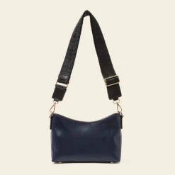 Carrymin Crossbody - Navy Puzzle Flower -Orla Kiely 24SELLE833 4110 CarryminCrossbody NavyPuzzleFlowerEmblem3