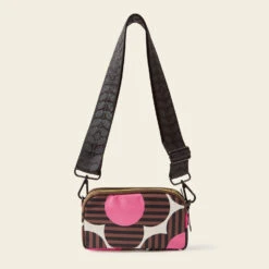Tripod Crossbody - Striped Flower Azalea 11 Tripod Crossbody - Striped Flower Azalea -Orla Kiely 24SESTF783 6730TripodCrossbody StripedFlowerAzalea3